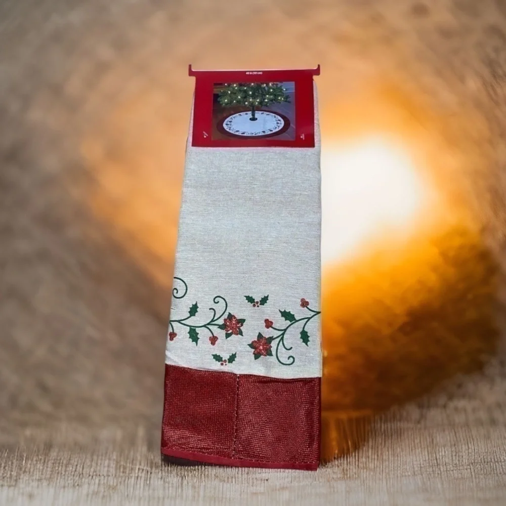 Burlap Christmas Tree Skirt NWT 40 in Holiday Red Tan Green Country Primitive